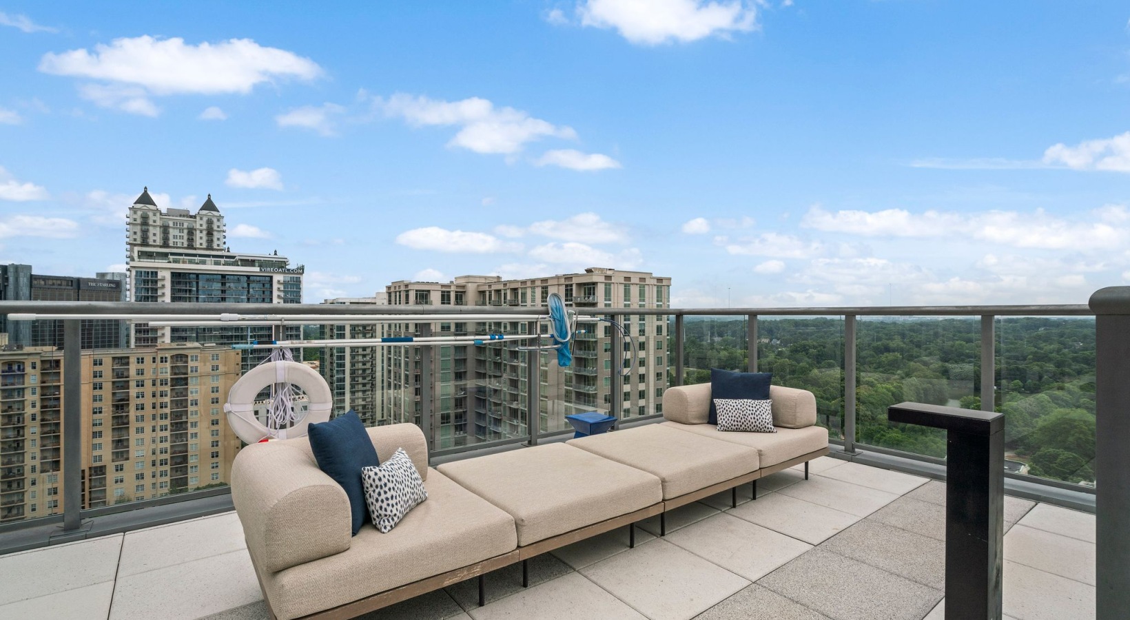 poolside rooftop lounge